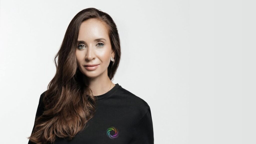 Экс-депутаттың қызы 600 мың долларға ғарышқа ұшпақ